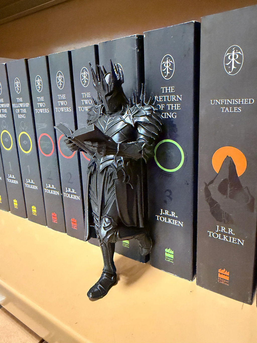 Middle Earth Inspired Bookends – Collector Edition
