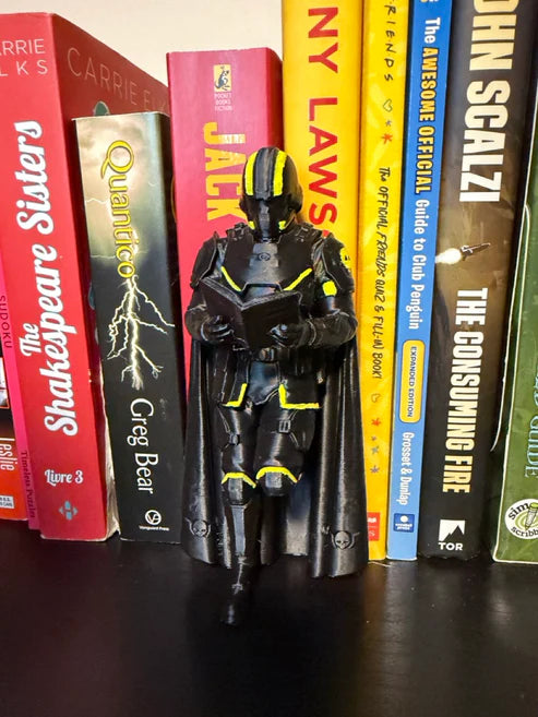 Sci-Fi Soldier Bookend – Futuristic Armored Trooper Reading Figurine for Bookshelf Decor & Gamer Gift