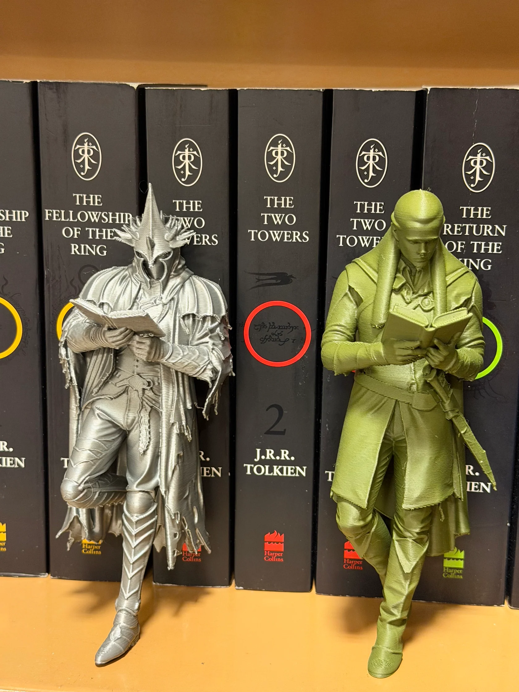 Middle Earth Inspired Bookends – Collector Edition