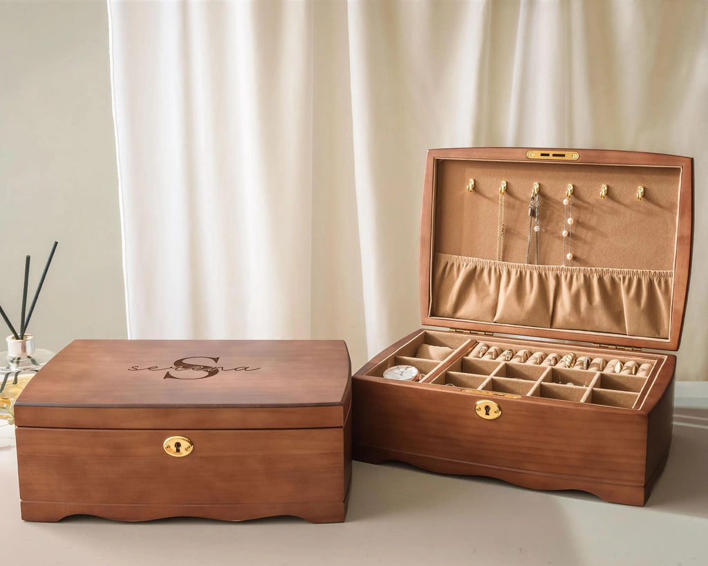 Custom Engraved Wooden Jewelry Box,Personalized Jewelry Organizer,Wedding Gifts for Her,Christmas Gift for Mom, Personalized Gift for Mom
